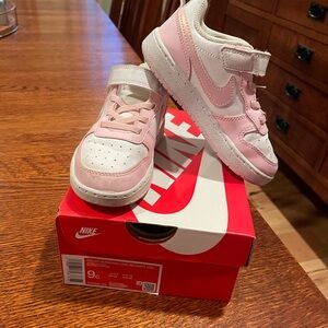 Kids' Court Borough Low Recraft Sneaker Baby/Toddler-Pink/white size 9C